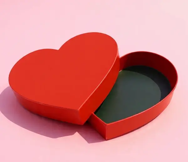 Packaging Heart box